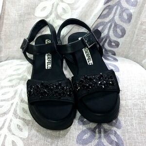 Karl LagerfeldWomen's Black Embellished Platform Ankle Strap Sandals